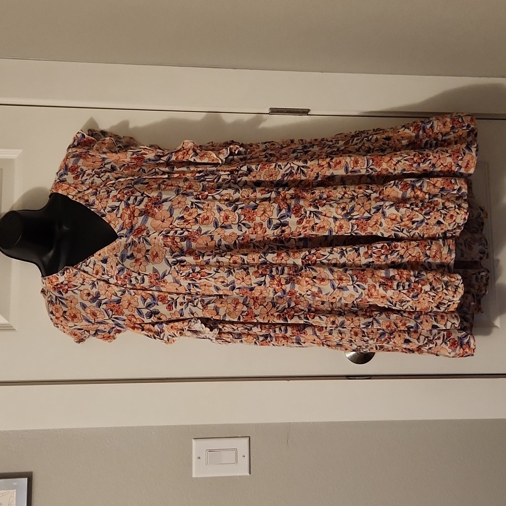 Cute Flowy Floral Dress